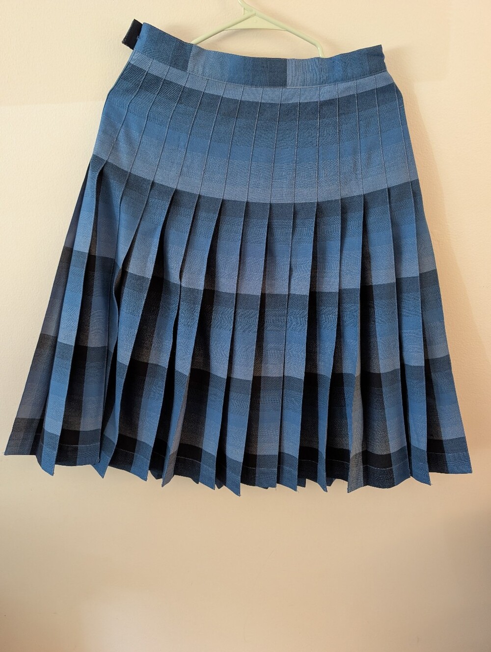Pendleton Blue Pleated Reversible 100% Wool Skirt - Size 8 - Vintage